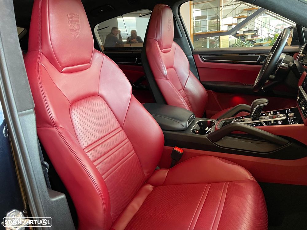 Porsche Cayenne Coupé GTS - 45