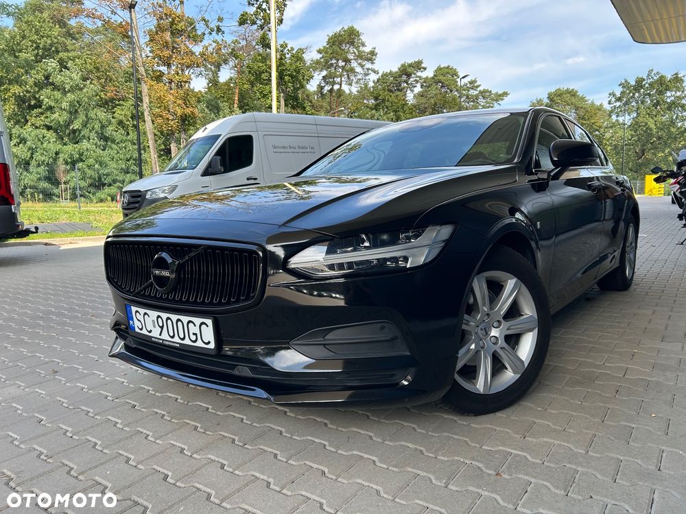Volvo S90 D4 Momentum - 1