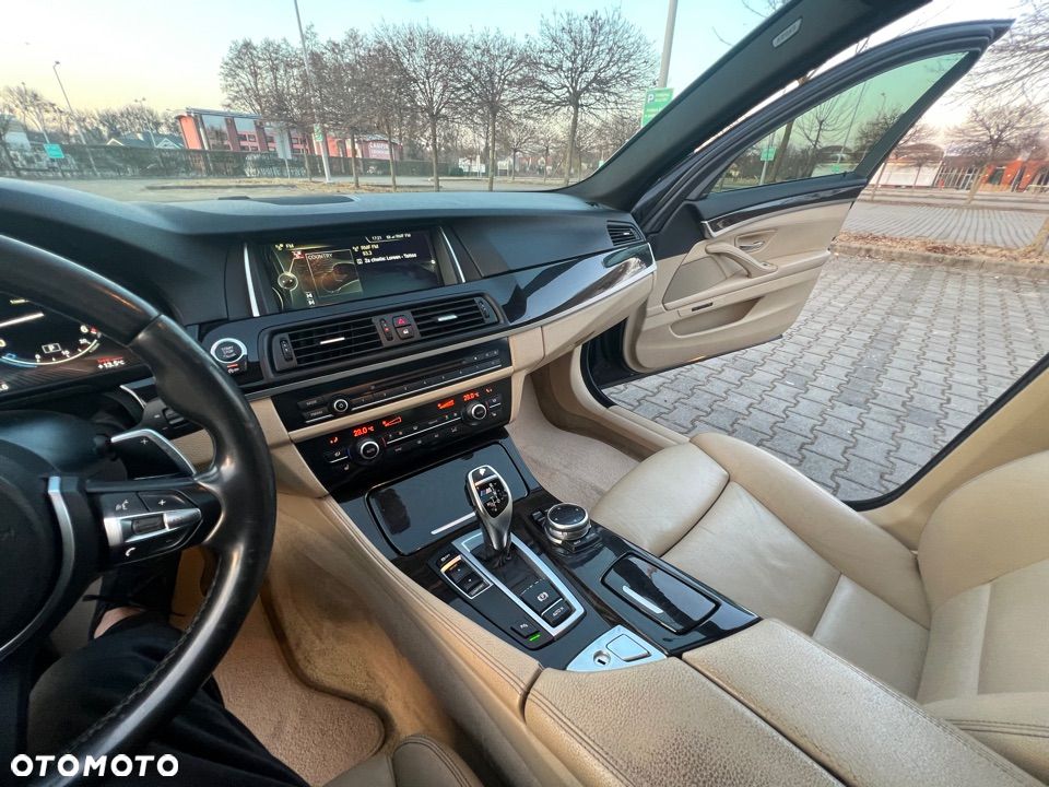 BMW Seria 5 535d - 27
