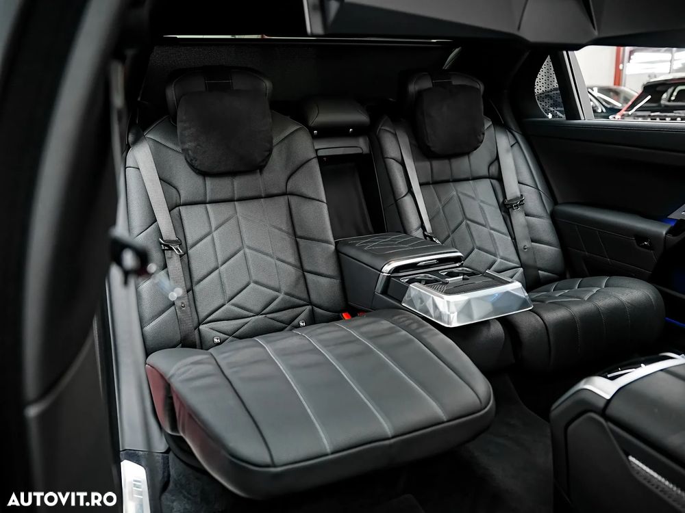 BMW Seria 7 740d xDrive - 6