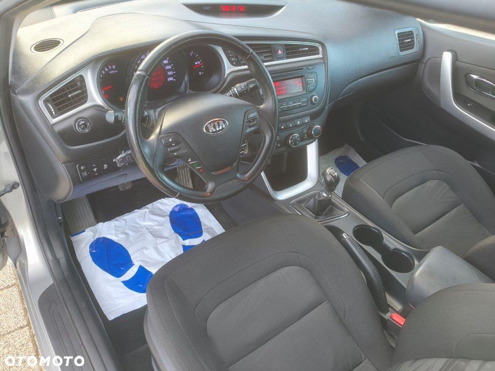 Kia Ceed 1.4 Smart Plus - 26