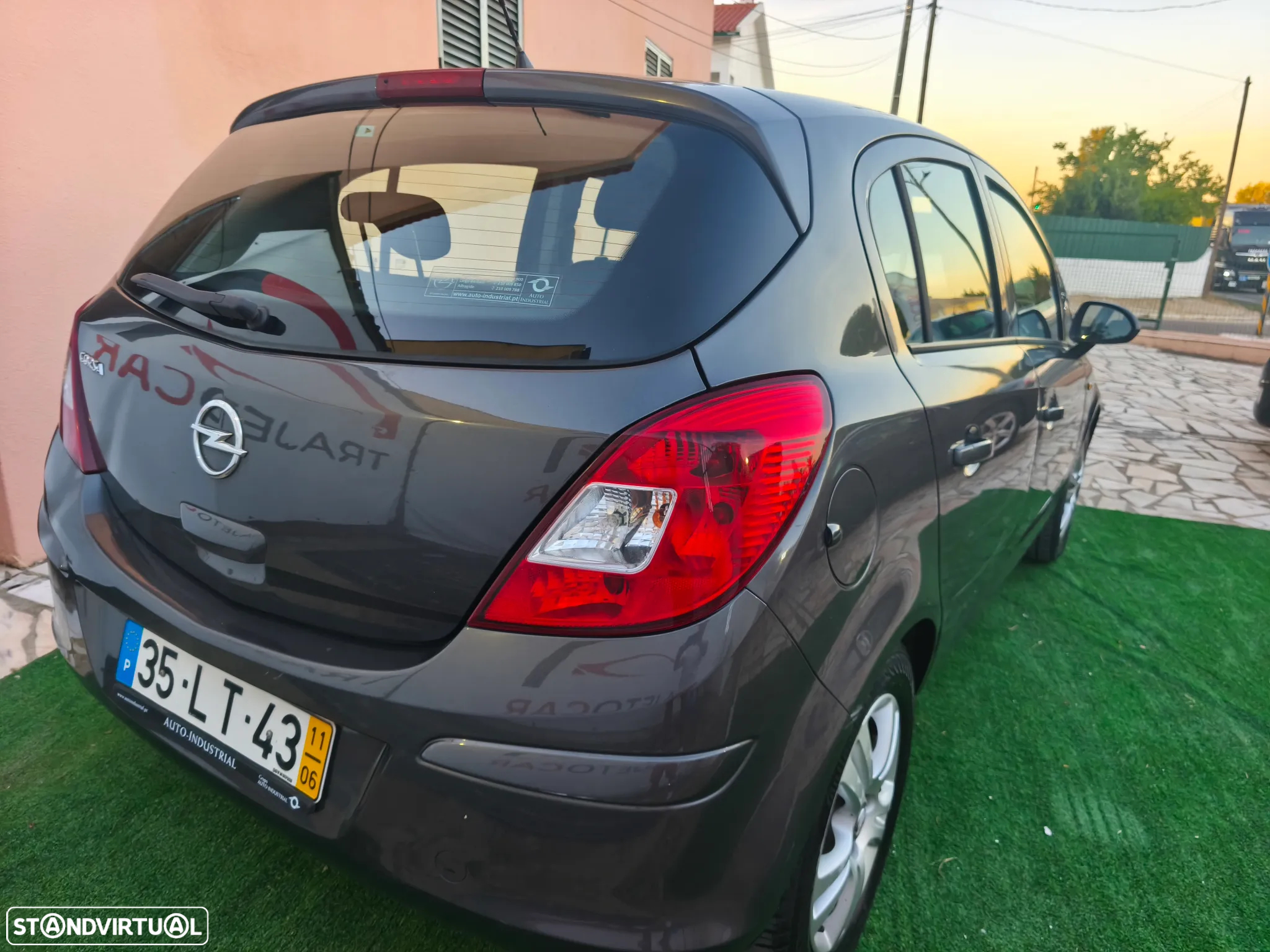 Opel Corsa 1.2 Enjoy - 4