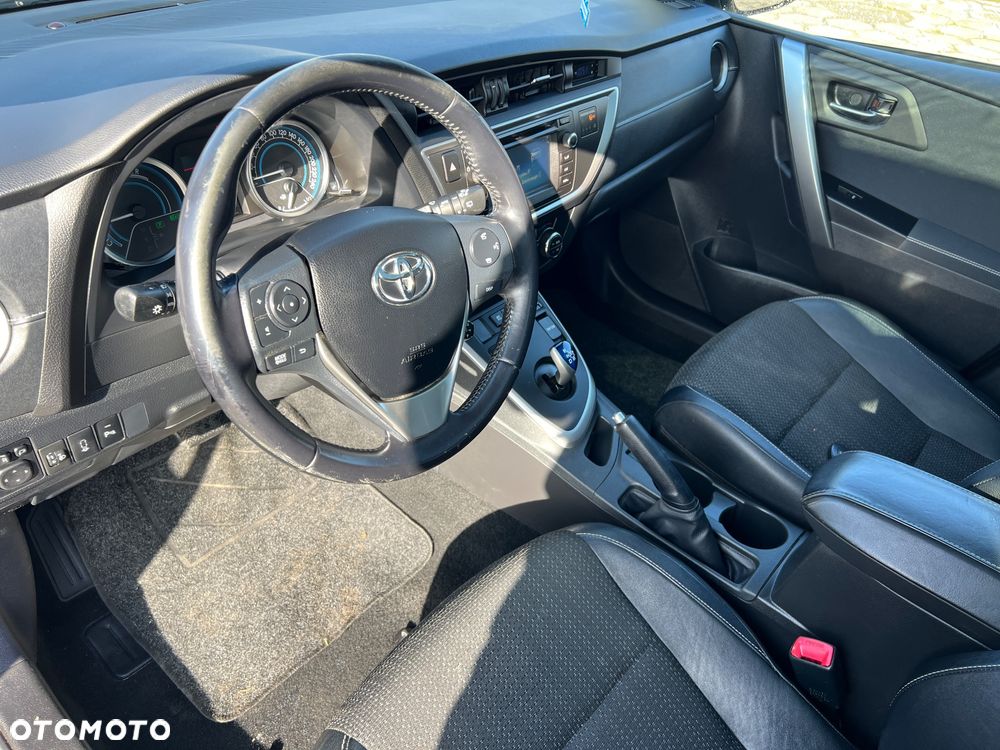 Toyota Auris 1.8 HSD Prestige NAVI - 19
