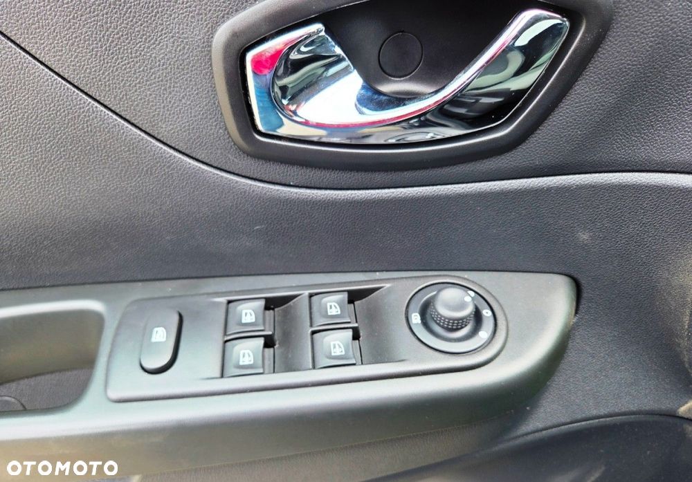 Renault Captur - 9