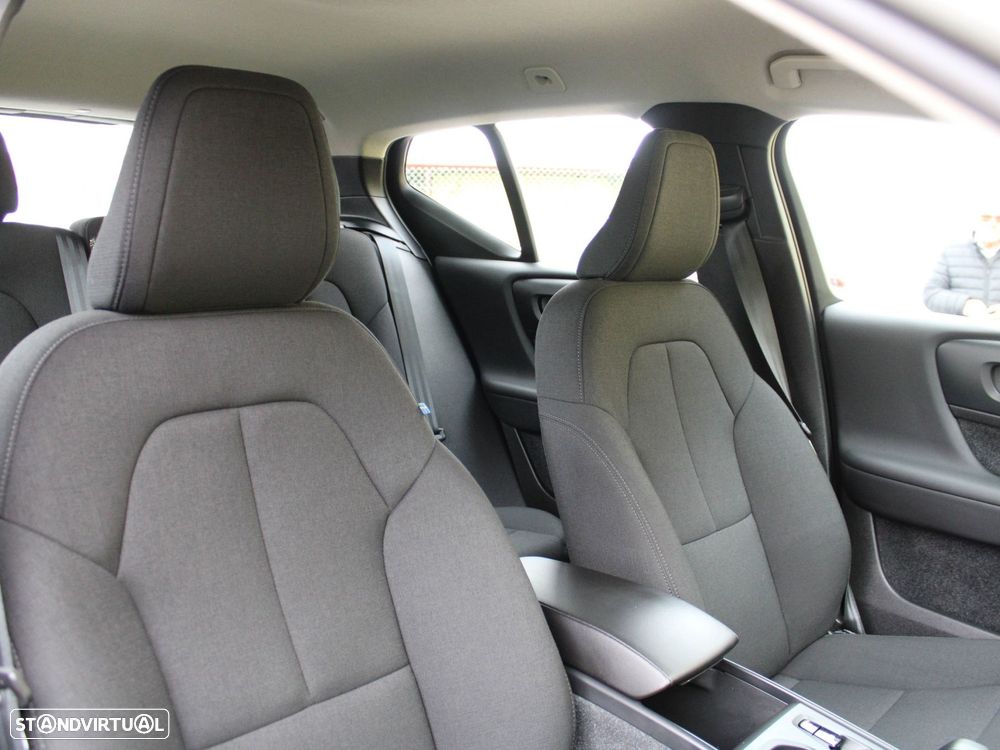 Volvo XC 40 1.5 T2 Essential Auto - 56