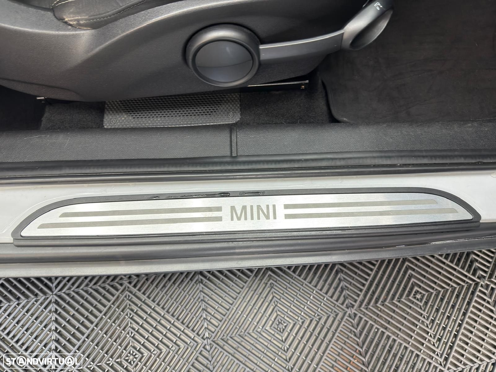 MINI Paceman Cooper D - 17