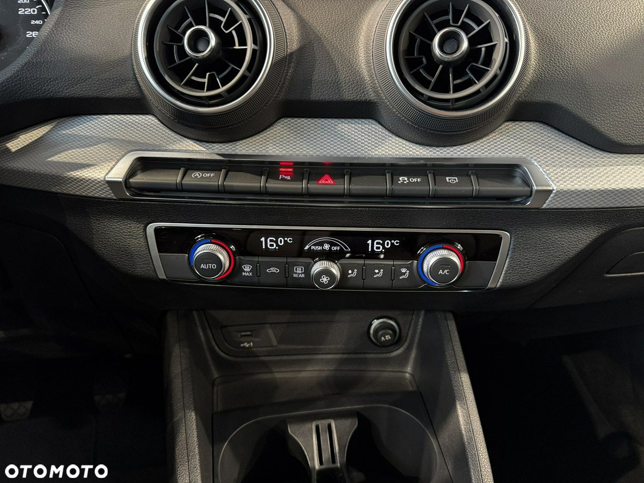 Audi Q2 - 27