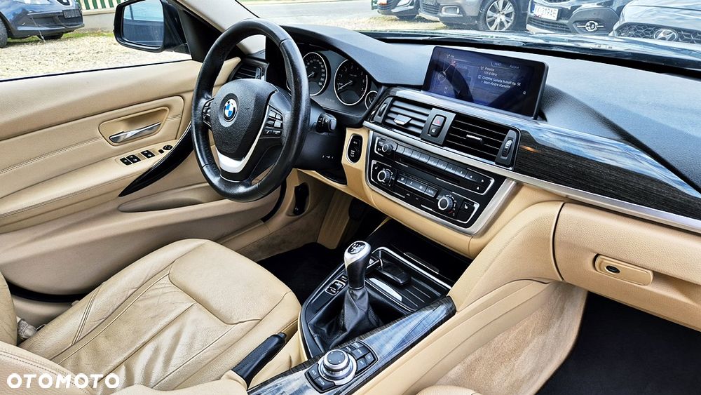 BMW Seria 3 320i Efficient Dynamics Edition Luxury Line - 35