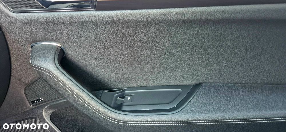 Skoda Superb 2.0 TSI Sportline DSG - 21