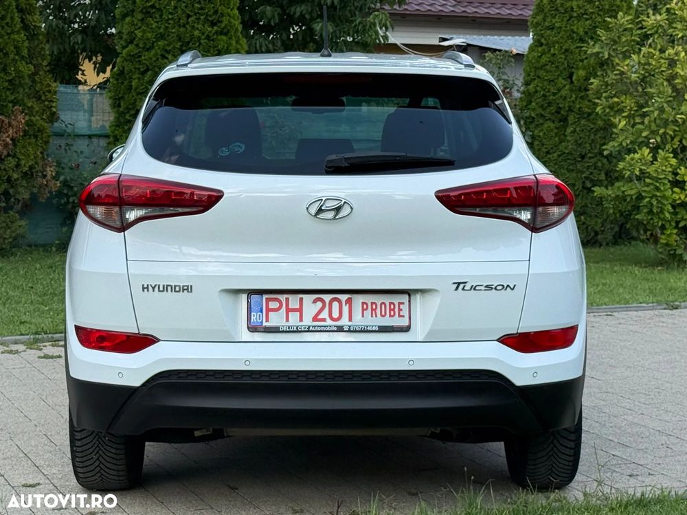 Hyundai Tucson blue 1.7 CRDi 2WD Style - 18