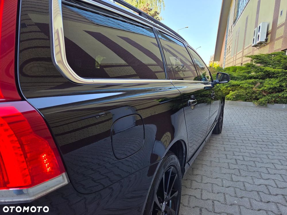 Volvo V70 D4 Geartronic Black Edition - 16