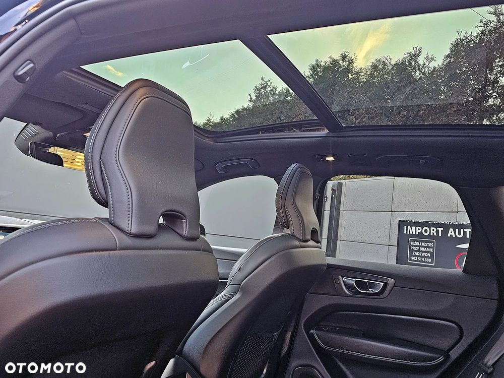 Volvo XC 60 B4 D AWD Geartronic RDesign - 17