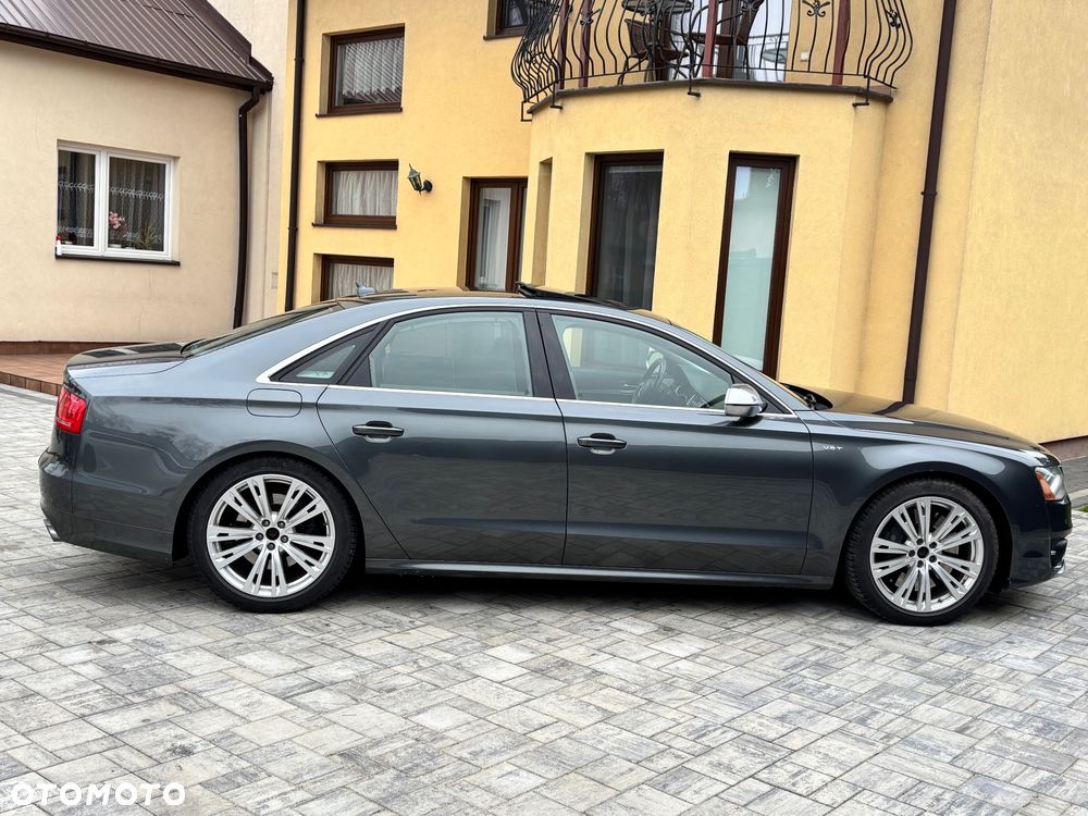 Audi S8 Standard - 9