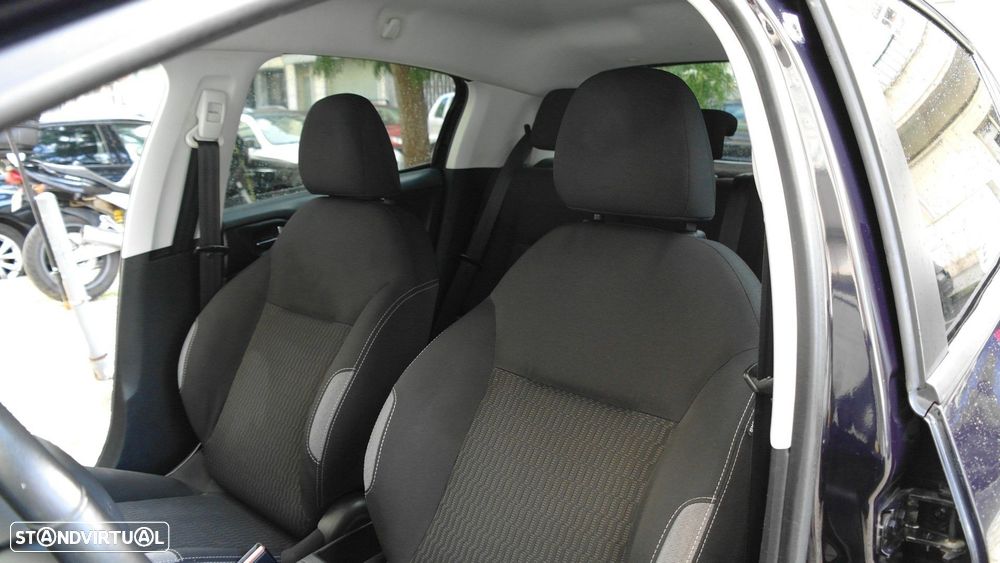 Peugeot 208 1.2 PureTech Active - 23