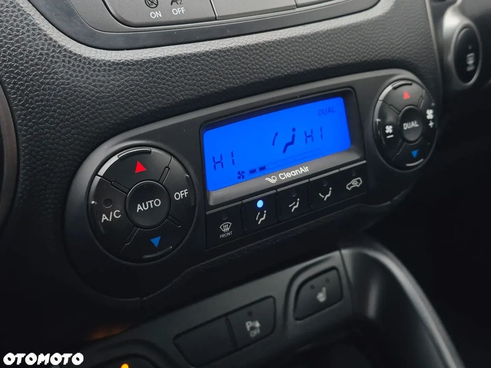 Hyundai ix35 1.7 CRDi 2WD Fifa World Cup Edition - 14