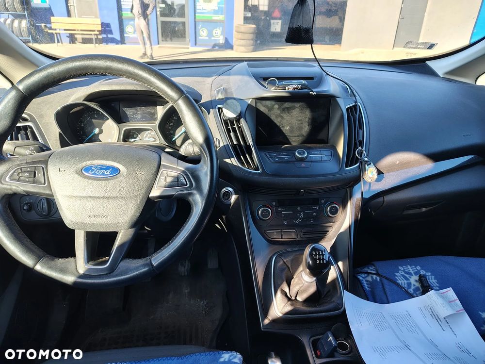 Ford Grand C-MAX - 7