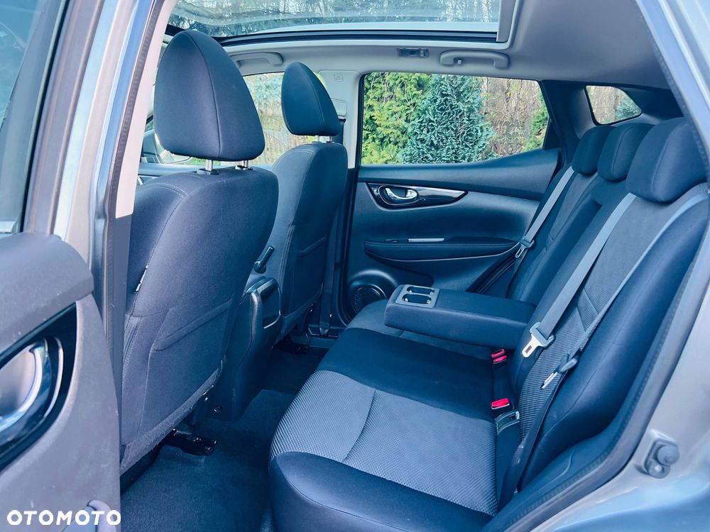 Nissan Qashqai 1.2 DIG-T Xtronic N-Connecta - 16