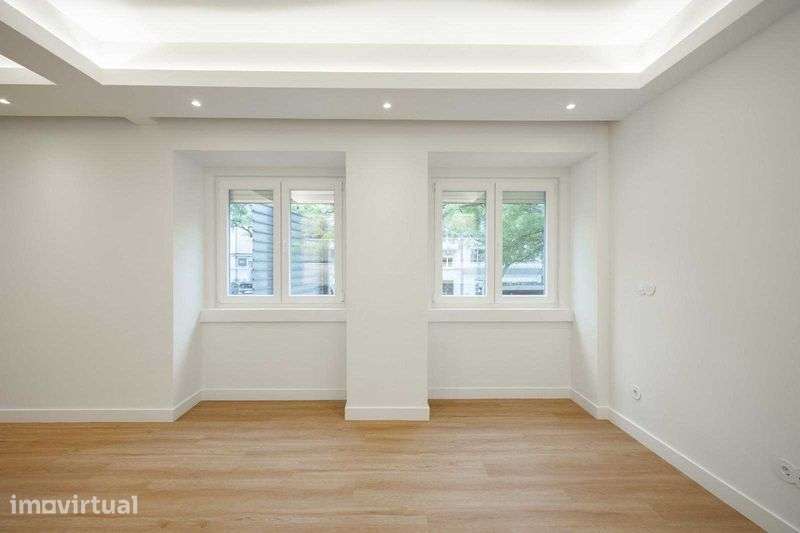 Apartamento T4 à veda na Avenida Dom Vasco da Gama - Grande imagem: 4/12