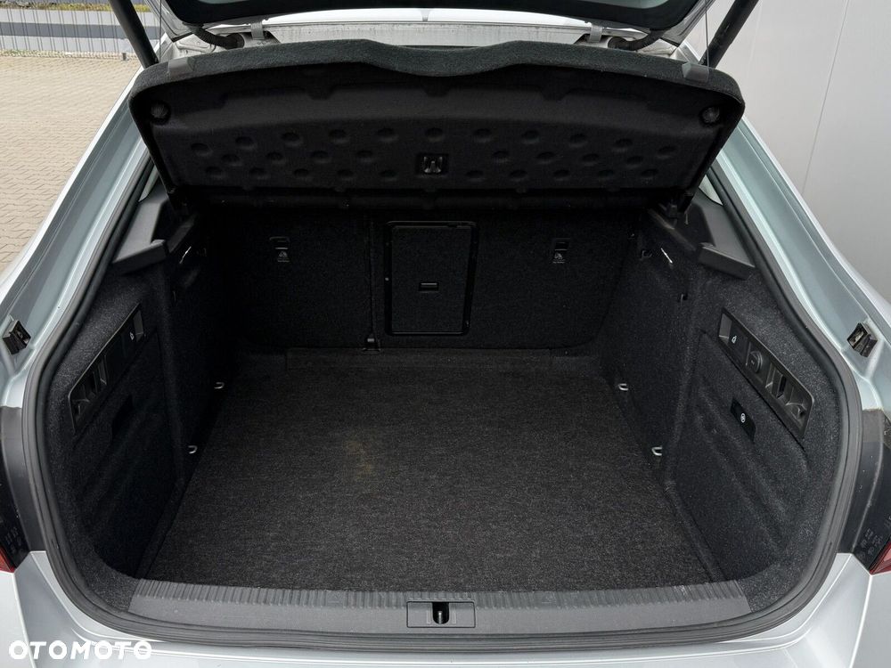 Skoda Superb 2.0 TDI SCR Ambition - 25