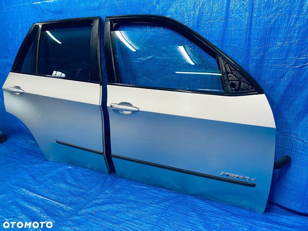 DRZWI PRAWE PRAWY PRZÓD PRZEDNIE TYŁ TYLNE KOMPLETNE BMW X5 E70 LIFT 11R ; SREBRNE LAKIER TITANSILBER 354/7 ORYGINAŁ - 7