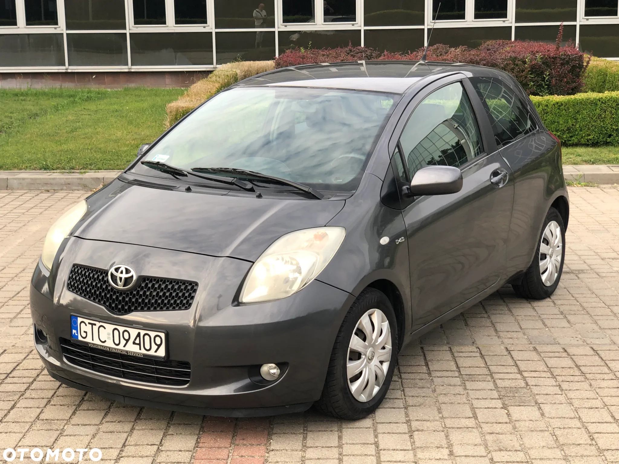 Toyota Yaris - 6