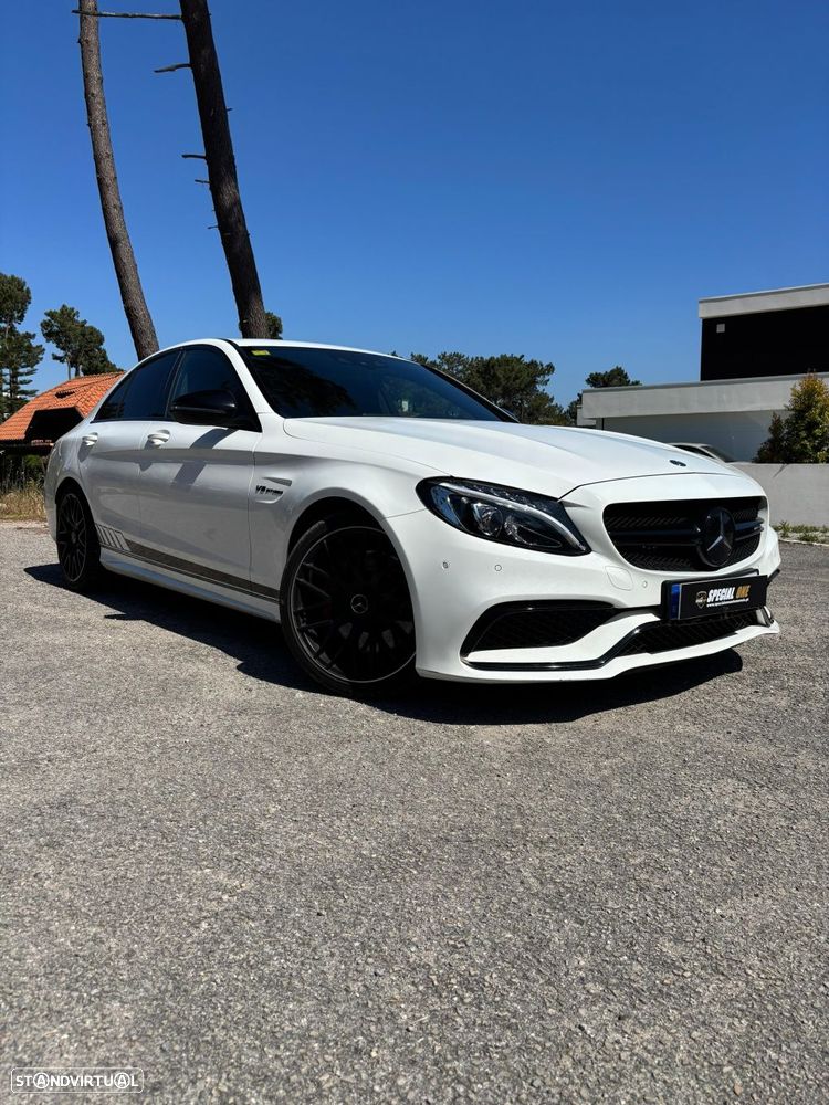 Mercedes-Benz C 63 AMG - 9