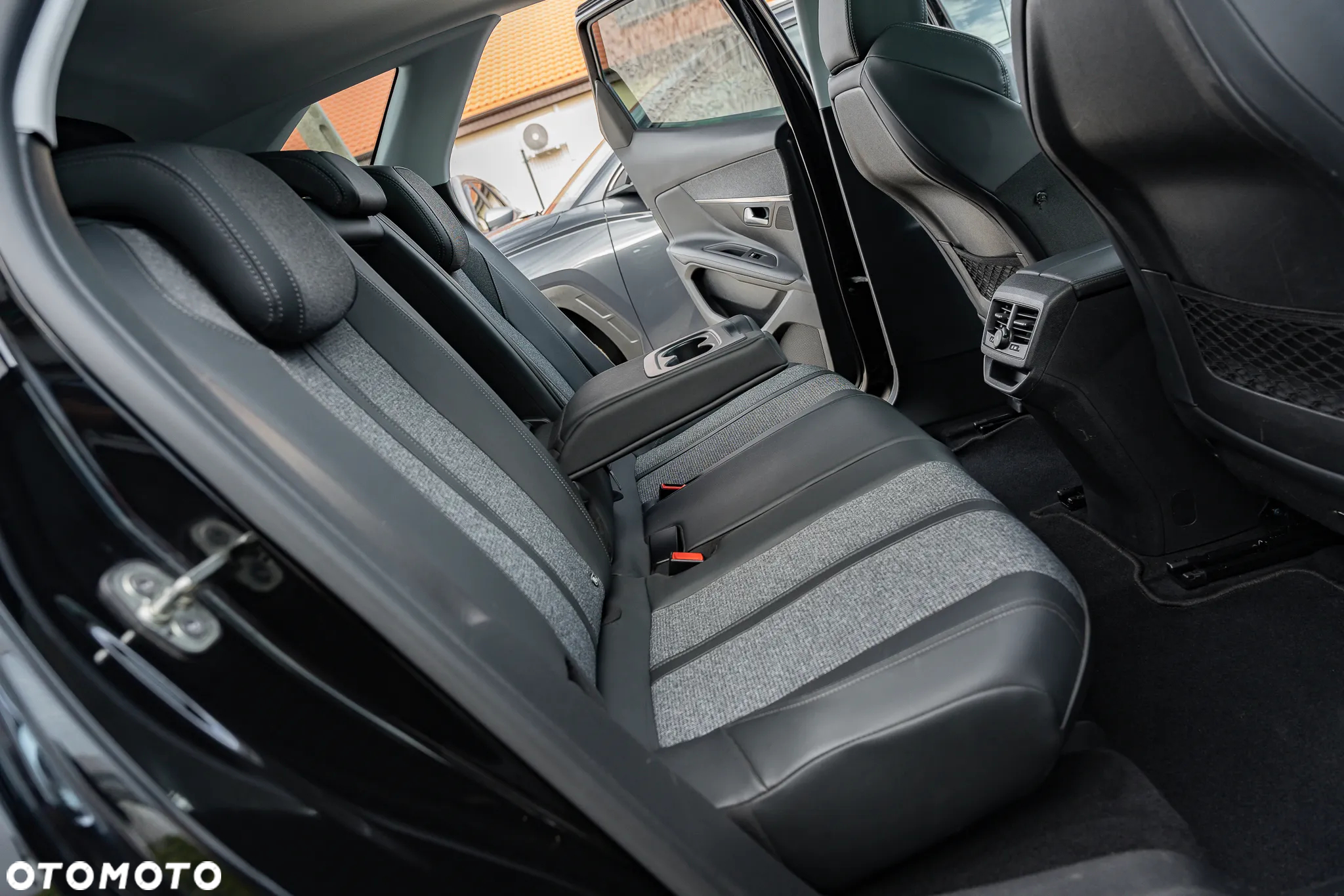 Peugeot 3008 1.5 BlueHDi Allure Pack S&S EAT8 - 13