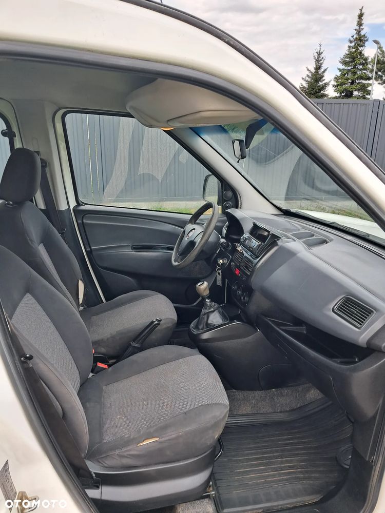 Fiat Doblo 1.4 16V Dynamic - 8