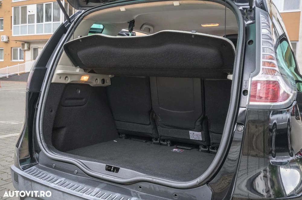 Renault Scenic - 8