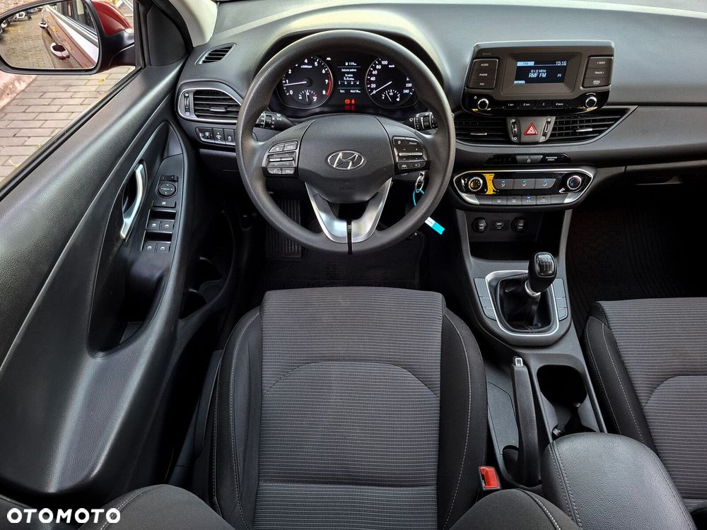 Hyundai i30 1.5 DPI Classic + - 20