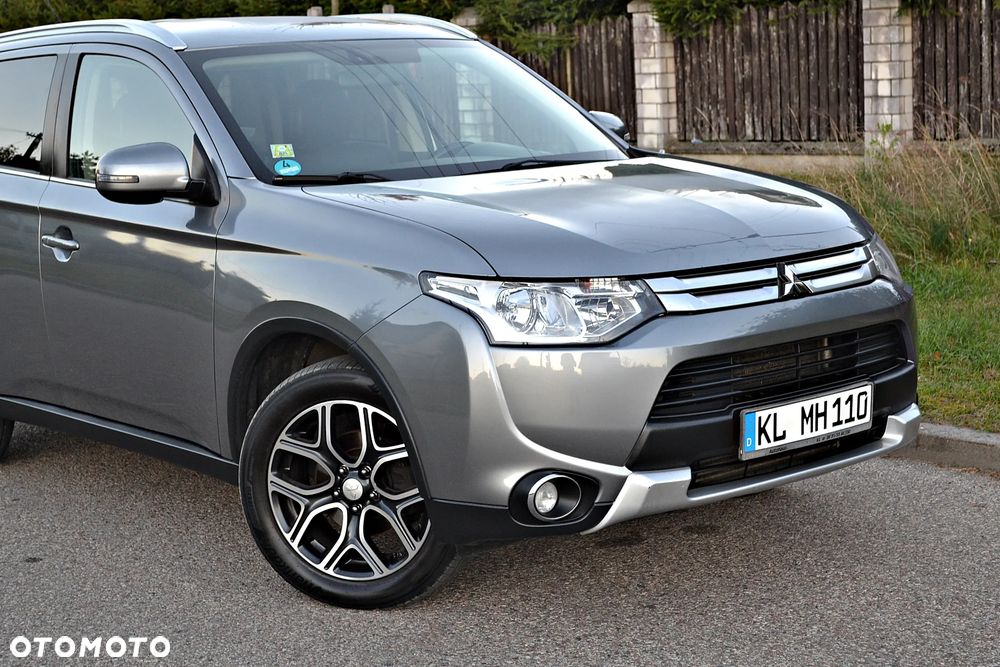 Mitsubishi Outlander 2.2 DID Intense + 4WD - 23