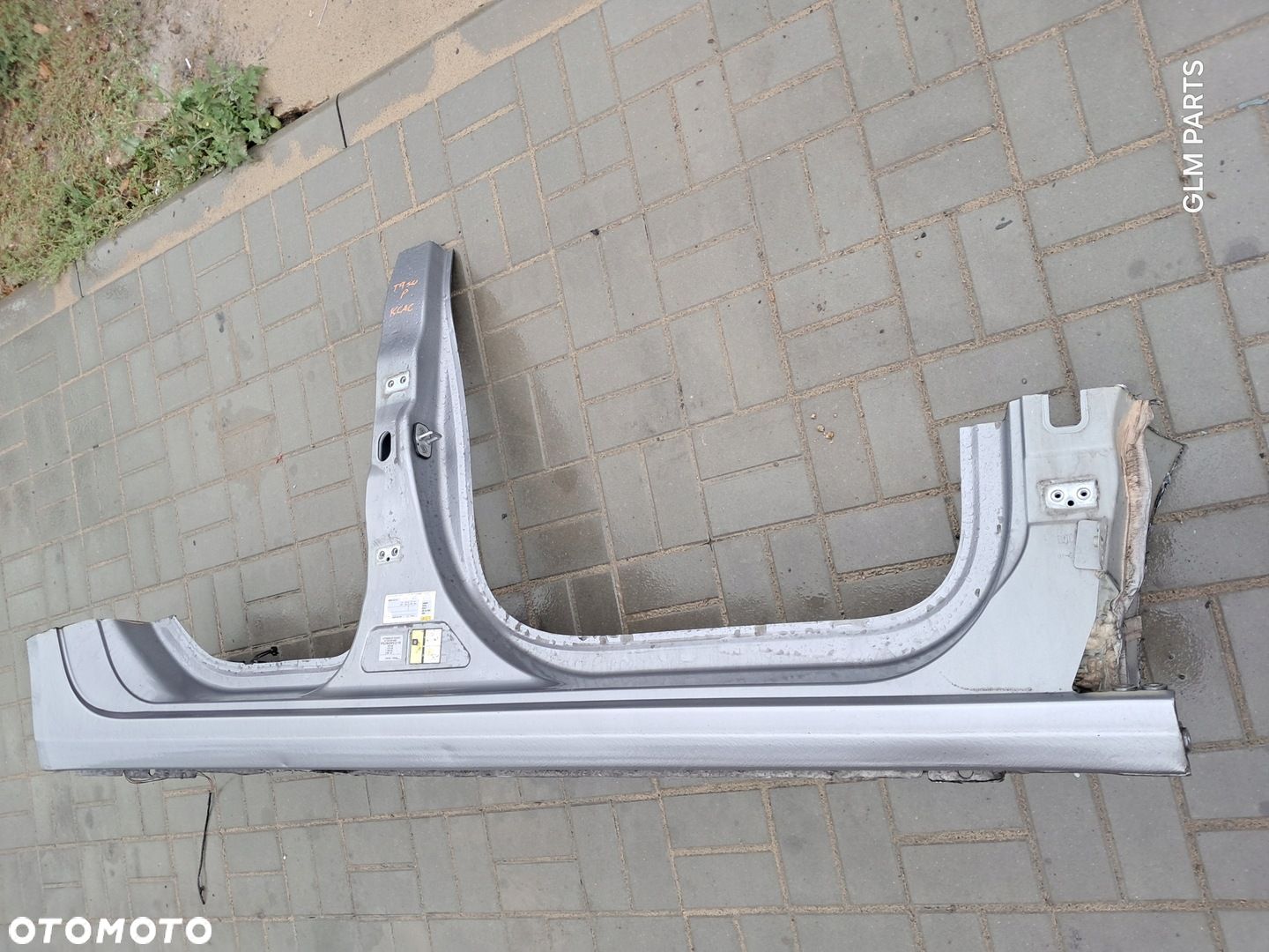 Peugeot 308 II T9 SW kombi Próg PRAWY długi słupek - 1