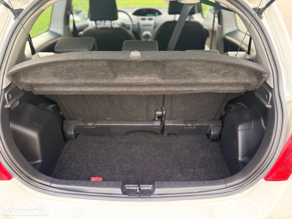 Toyota Yaris 1.4 D-4D Cool - 9