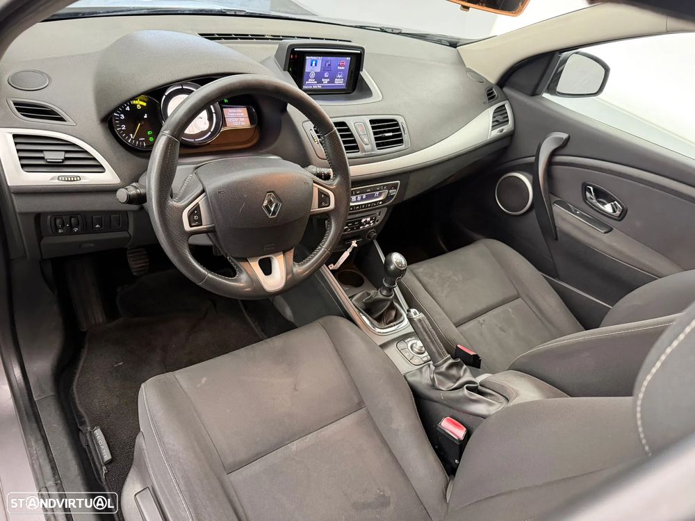 Renault Mégane 1.5 dCi Comfort SS - 6