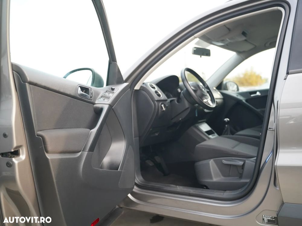 Volkswagen Tiguan - 16