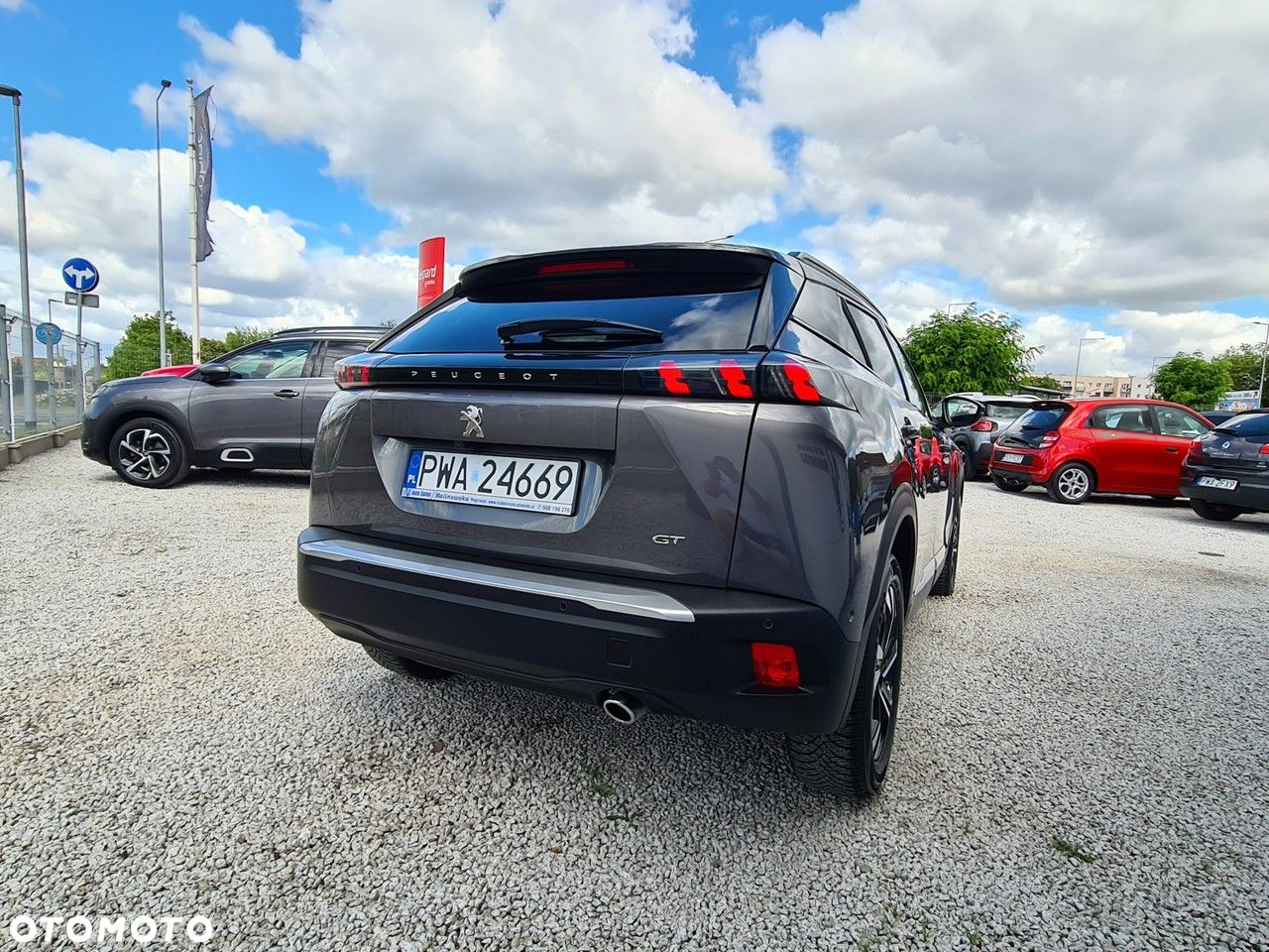 Peugeot 2008 1.5 BlueHDi GT S&S EAT8 - 10