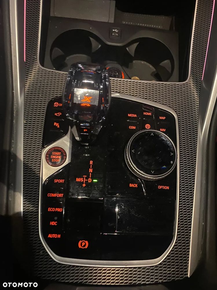 BMW X6 - 21