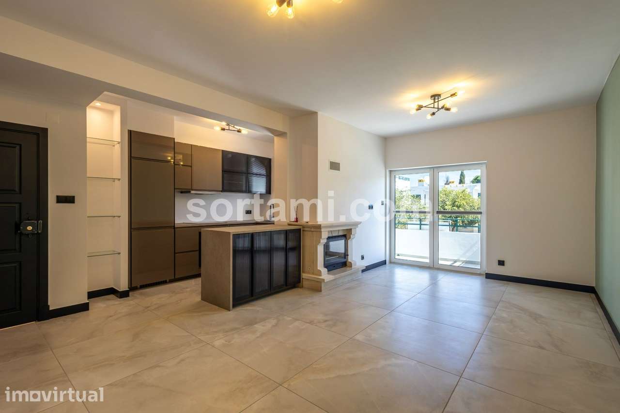 Apartamento T2+1 Venda em Quarteira,Loulé - Grande imagem: 2/24
