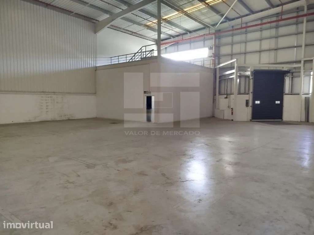 ARMAZÉM BENAVENTE - 1109m2 - Grande imagem: 4/9