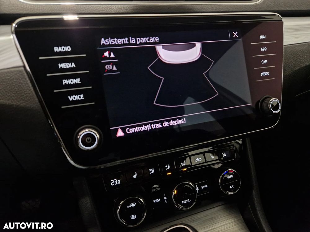 Skoda Superb 2.0 TDI Ambition - 19