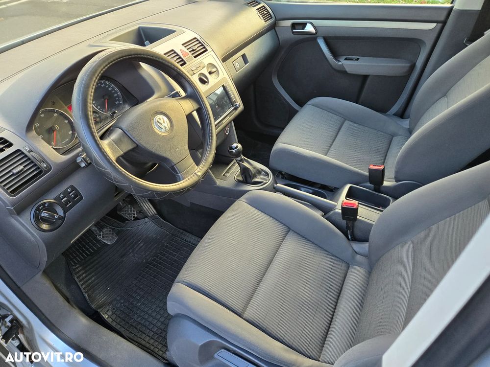 Volkswagen Touran 1.9 TDI Highline - 7