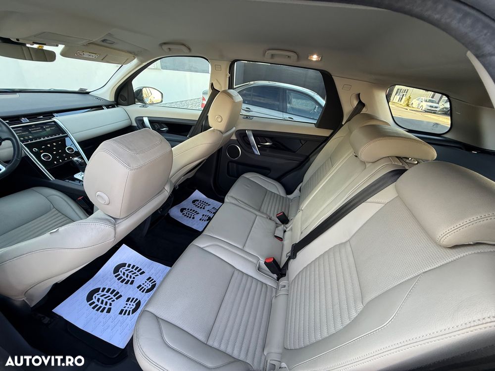 Land Rover Discovery Sport - 26