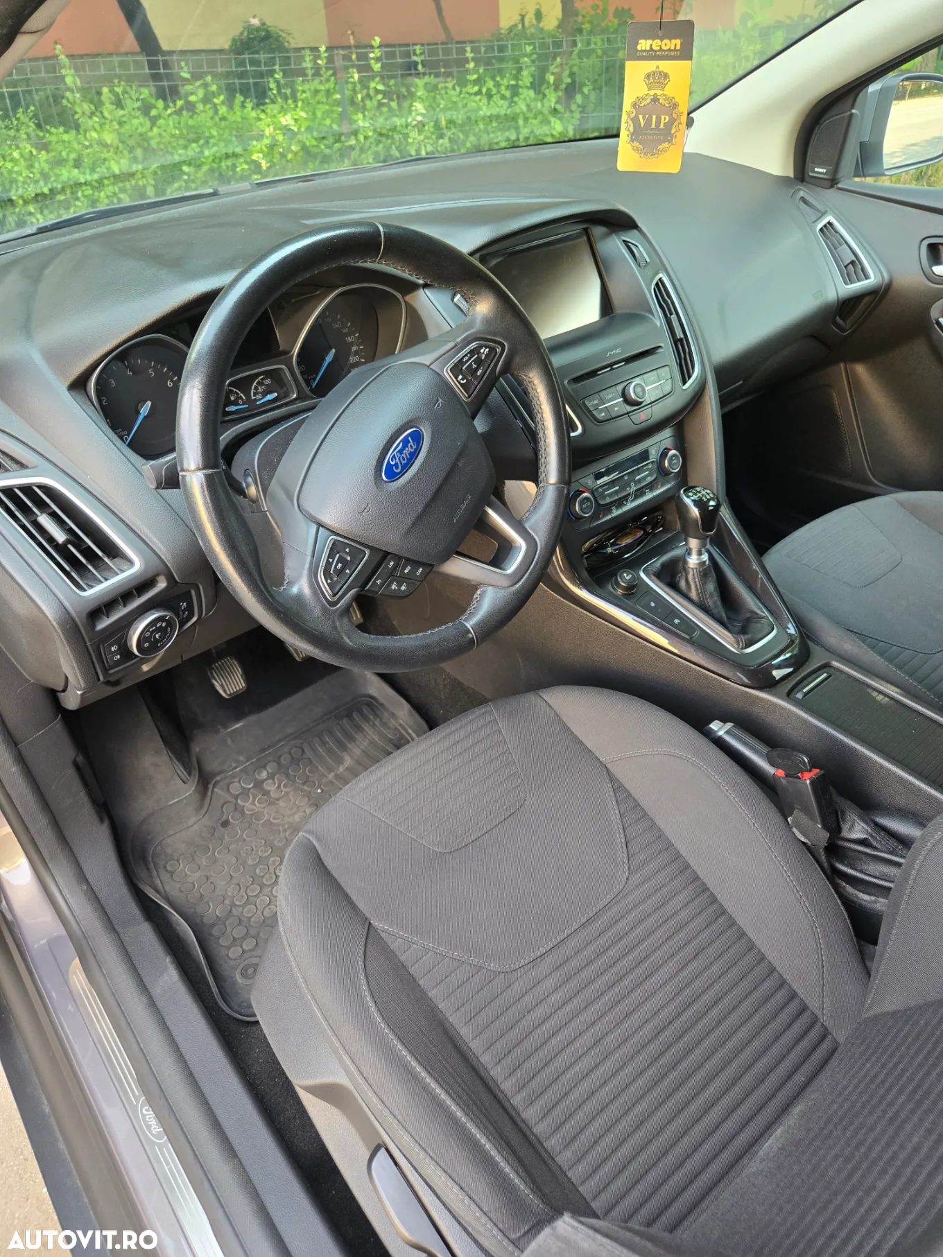 Ford Focus 1.0 EcoBoost Start Stop Titanium - 12