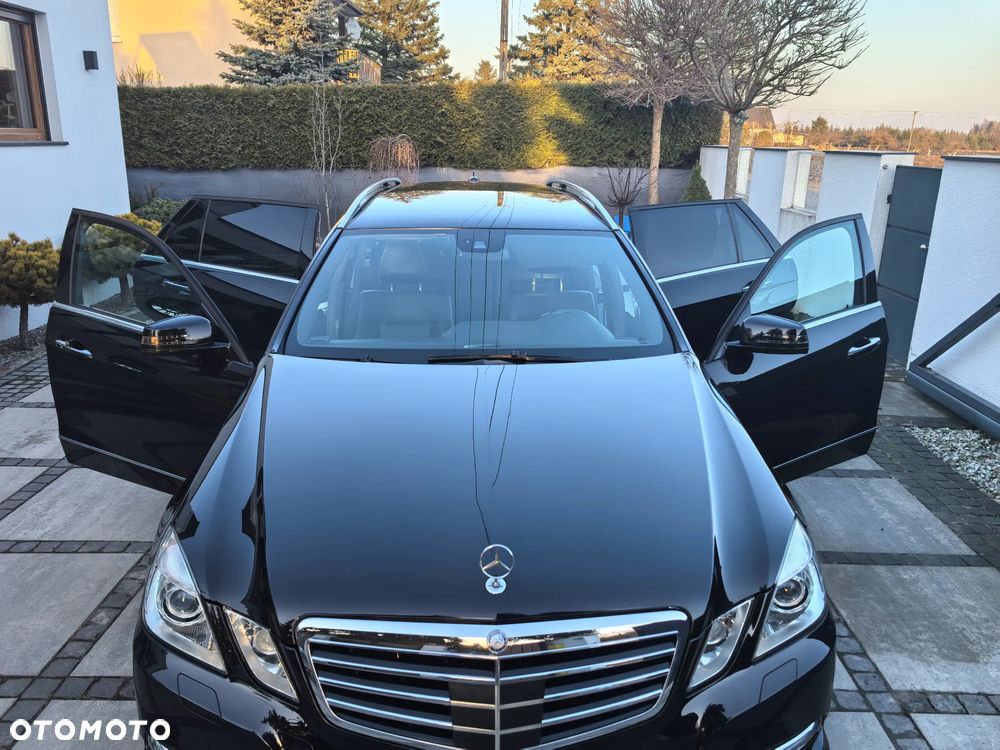 Mercedes-Benz Klasa E 500 BlueEFFICIENCY Avantgarde - 2