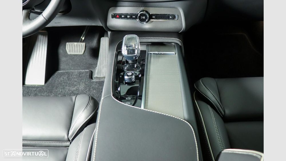 Volvo XC 90 2.0 T8 PHEV Plus Dark AWD - 14