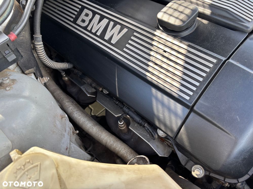 BMW Seria 3 - 35