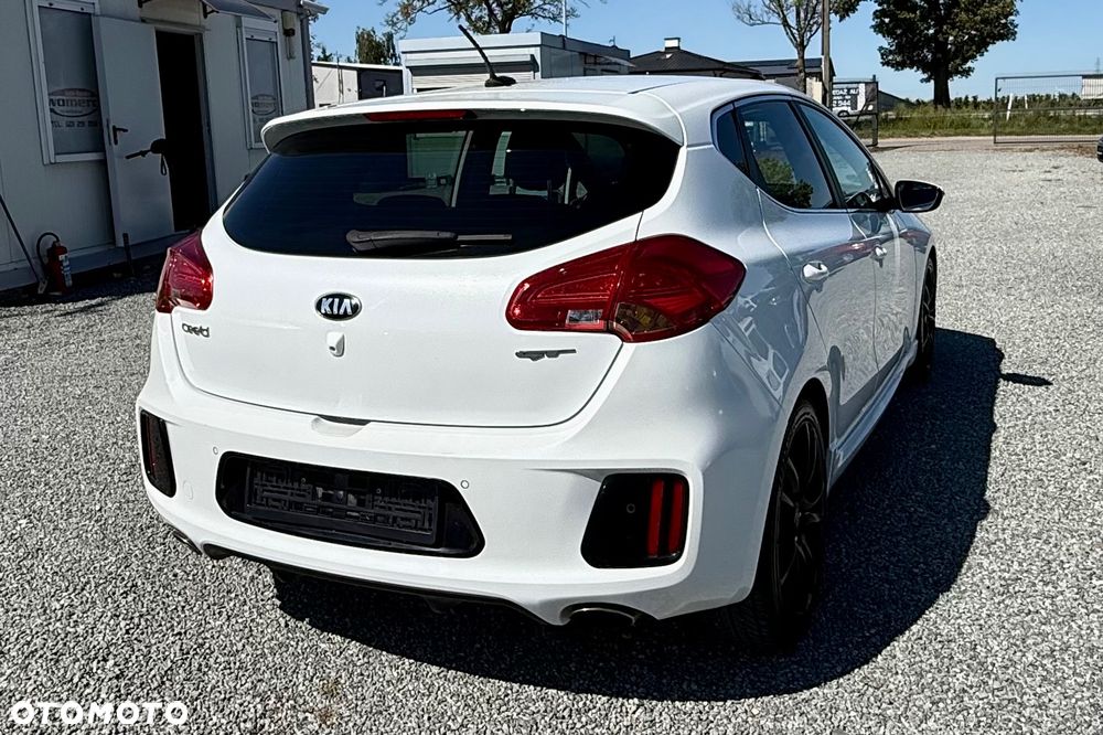 Kia Ceed 1.6 T-GDI GT - 8