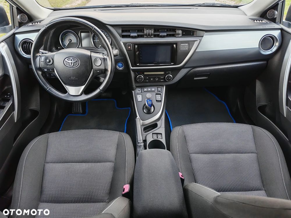 Toyota Auris - 36
