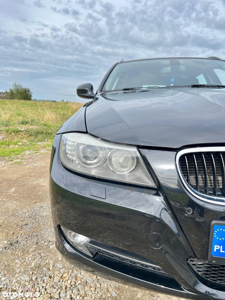BMW Seria 3 320d xDrive - 2