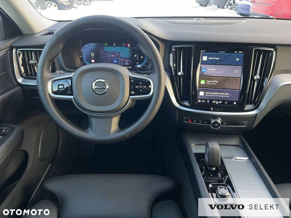 Volvo V60 B4 B Plus Dark - 12